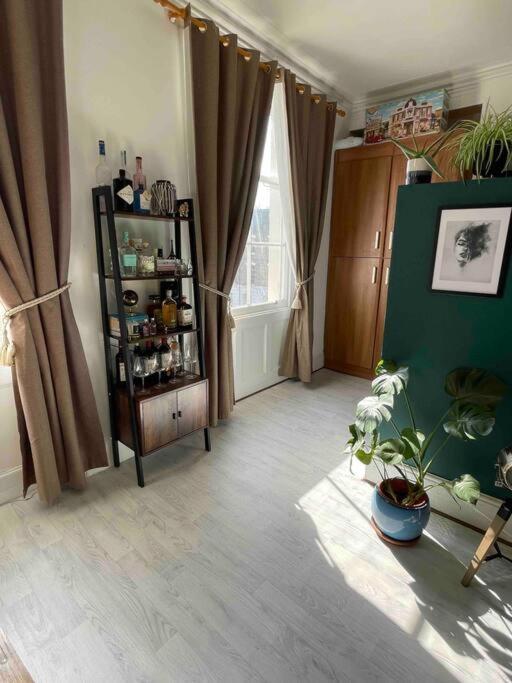 One Bedroom Flat In The Heart Of Islington 런던 외부 사진
